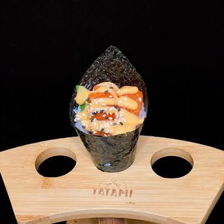 M124 Temaki spicy salmone