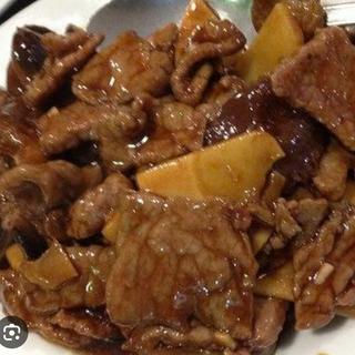 Ternera Con Bambú Y Setas A La Plancha