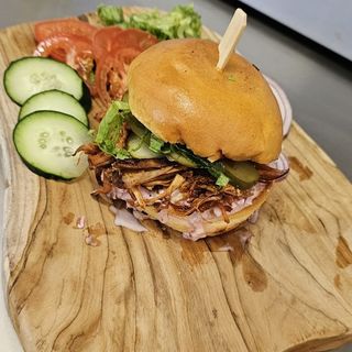 Pulled pork burger