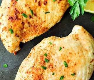 Piept de pui la gratar