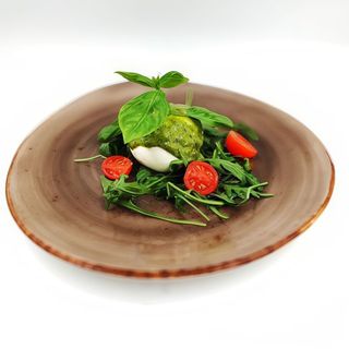 BURRATA AL PESTO (V)