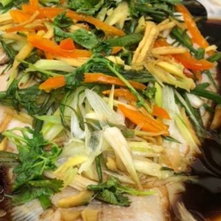 Lenguado Al Vapor Con Jengibre Y Cebolleta