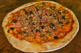 4. Pizza Cuatro Estaciones (33 Cm.)