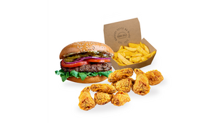 Standard burger, 8 skrzydełek i duże frytki