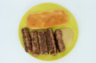 Mititei la gratar