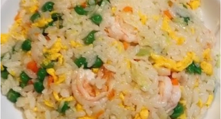 Riso con gamberi