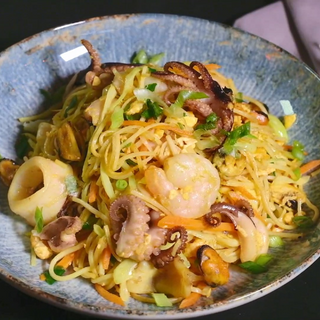 NOODLES CU FRUCTE DE MARE 400 GR
