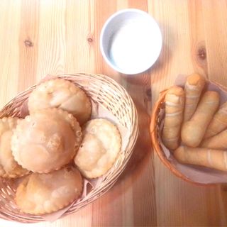 Combo Mix 1: 6 Pastelitos + 6 Tequeños