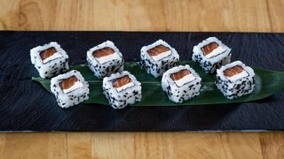 Roll Uramaki Philadelphia (8 Pzs.)