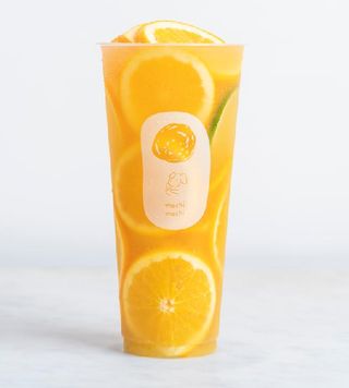 Tè verde al gelsomino con arancia fresca