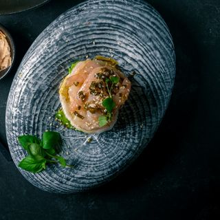 Запечени скариди с чесън в уок