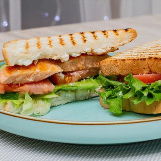 Сэндвич с семгой