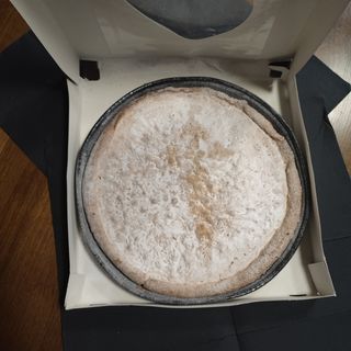 Tarta santiago. Entera.  12 R..