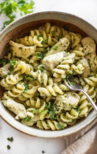 Fusili Creamy Chicken Pesto 