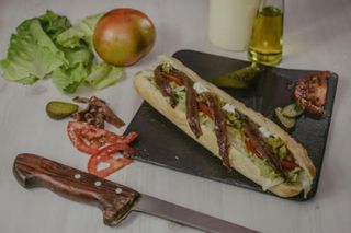 Baguette vegetal con anchoas