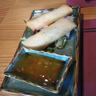 5. Rollitos vegetarianos (2 piezas)
