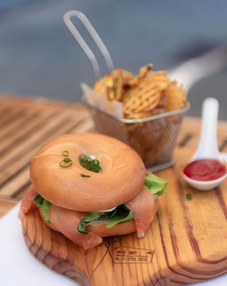 Bagel de Salmón Ahumado