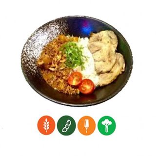 CERDO CON ARROZ AL CURRY/PORK WITH CURRY RICE