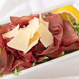 burrata bresaola e rucola