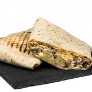 2 Tacos franceses de pollo y 2 Coca-Cola Sabor Original lata 330ml.