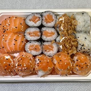 003 - Sushi Misto (16 peças)