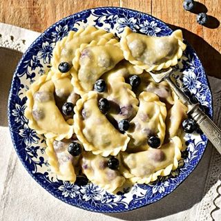 Pierogi z jagodami