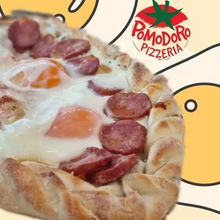 Jaja na oko s njeguškom kobasicom