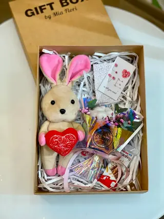 Gift Box #121