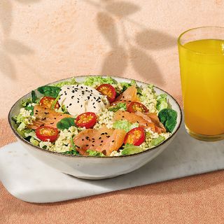 MENU SALADA SALMÃO E BULGUR