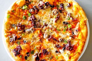 Steak n Mushroom Pizza