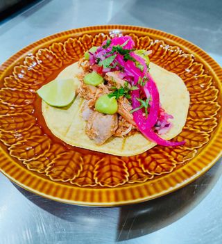 Taco De Pollo Tinga