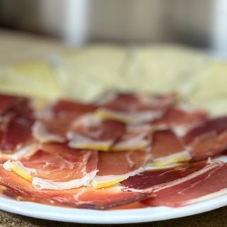 Plato De Jamón Y Queso