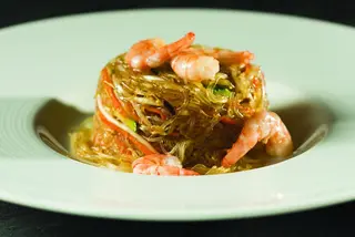 Spaghetti di soia con gamberi