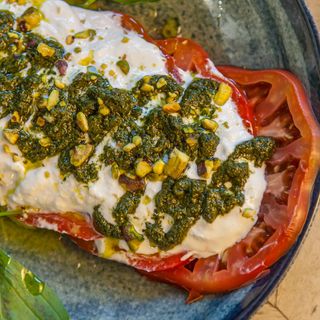 ENSALADA DE TOMATE ROSA