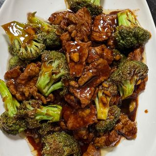 Ternera Con Brócoli