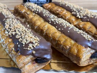 Cañón De Chocolate Y Almendras