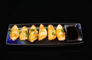 Gyoza frita spicy mayonnaise (6 uds.)