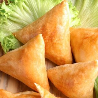 Mini Samosas De Curry (4 Uds.)