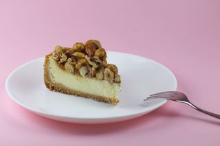 Чізкейк Горіховий з карамеллю