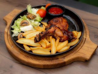 Курячий стейк на кісточці 200/150г