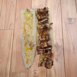 Bocadillo de Panceta a la Brasa