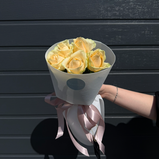 Троянди сорту Піч 5 шт