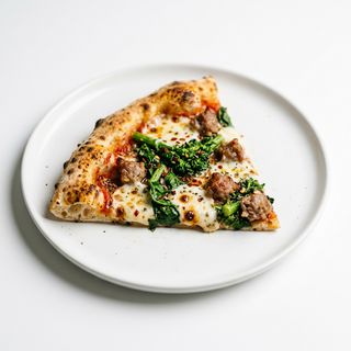 Pizza De Salchicha Y Grelos (30 Cm.)