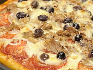 Pizza Tonno