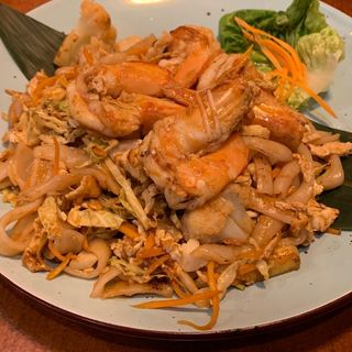 Pad si eiw con Langostinos