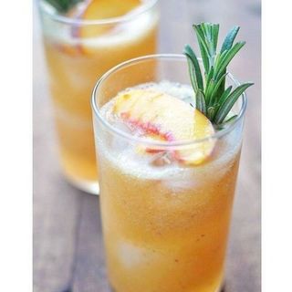 Jus De Pomme et Ananas