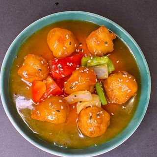 32. POLLO FRITO CON SALSA AGRIDULCE