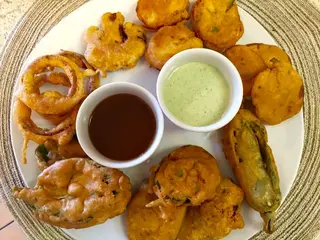 პასანდიდა პაკორასი - mix veg Pakoras
