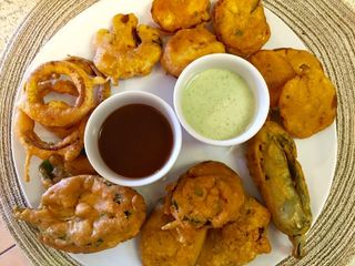 პასანდიდა პაკორასი - mix veg Pakoras