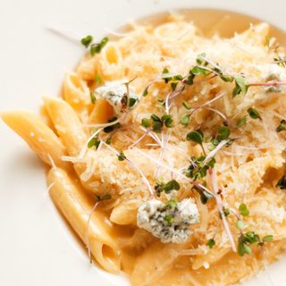 პასტა ოთხი  ყველით